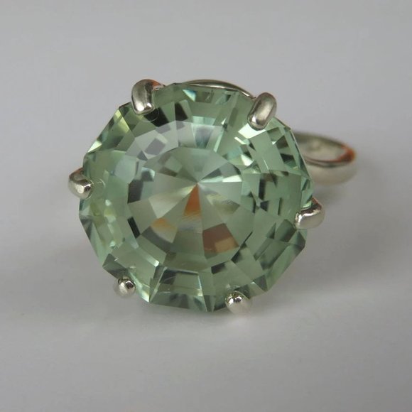 Green Quartz Prasiolite In 14K White Gold Cocktail Ring Size 7 - Picture 2 of 7